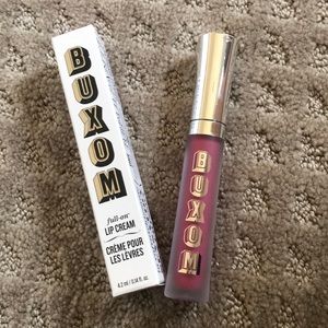 Authentic BUXOM lip plumping gloss